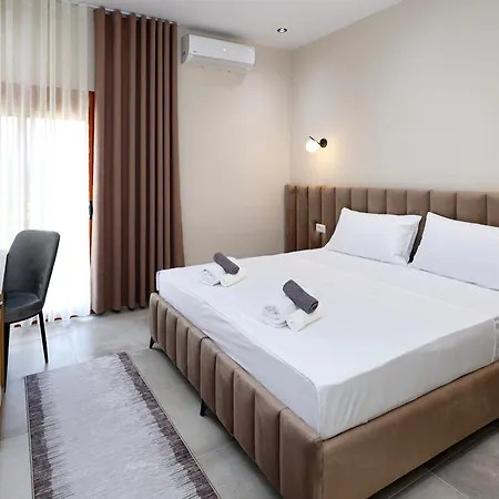 Erti Hotel *